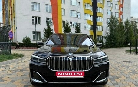 BMW 7 серия, 2019 год, 5 500 000 рублей, 2 фотография