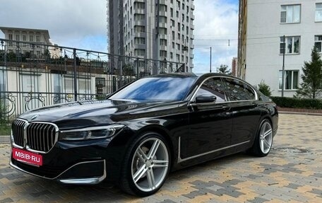 BMW 7 серия, 2019 год, 5 500 000 рублей, 4 фотография