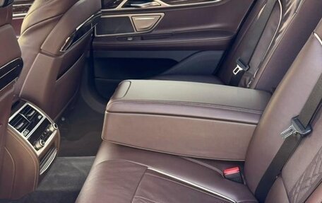 BMW 7 серия, 2019 год, 5 500 000 рублей, 10 фотография