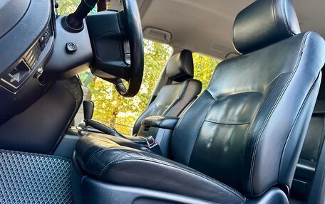 Toyota Land Cruiser 200, 2013 год, 2 850 000 рублей, 10 фотография
