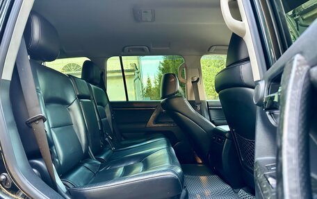 Toyota Land Cruiser 200, 2013 год, 2 850 000 рублей, 17 фотография