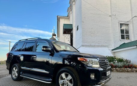 Toyota Land Cruiser 200, 2013 год, 2 850 000 рублей, 25 фотография