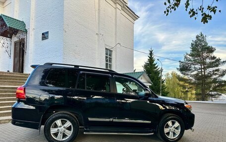 Toyota Land Cruiser 200, 2013 год, 2 850 000 рублей, 37 фотография