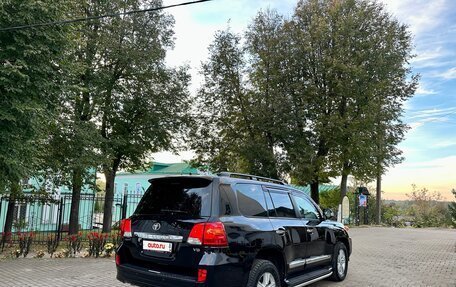 Toyota Land Cruiser 200, 2013 год, 2 850 000 рублей, 35 фотография