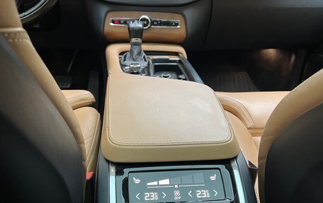 Volvo XC90 II рестайлинг, 2015 год, 2 900 000 рублей, 10 фотография