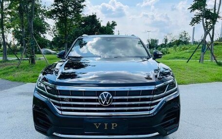 Volkswagen Touareg III, 2022 год, 4 990 000 рублей, 2 фотография