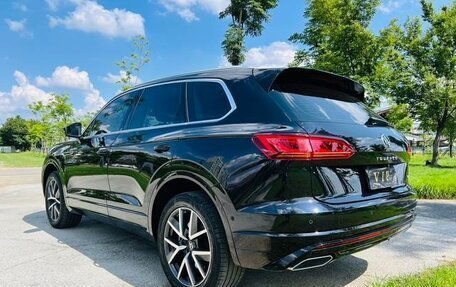 Volkswagen Touareg III, 2022 год, 4 990 000 рублей, 5 фотография