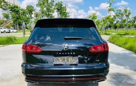 Volkswagen Touareg III, 2022 год, 4 990 000 рублей, 6 фотография
