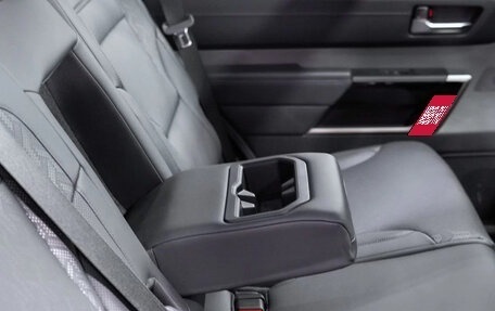 Toyota Sequoia, 2024 год, 11 290 000 рублей, 19 фотография