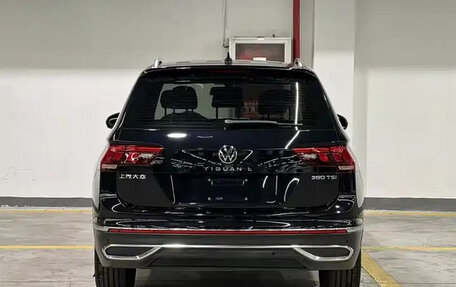 Volkswagen Tiguan II, 2022 год, 1 903 555 рублей, 5 фотография