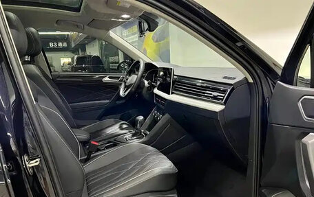 Volkswagen Tiguan II, 2022 год, 1 903 555 рублей, 13 фотография