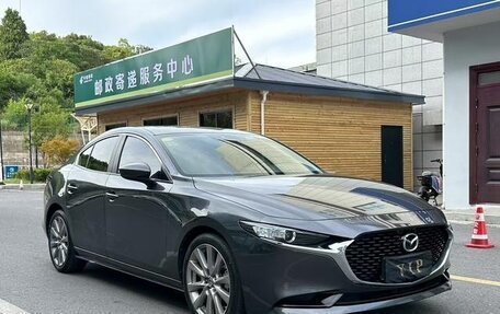 Mazda 3, 2021 год, 1 700 000 рублей, 1 фотография