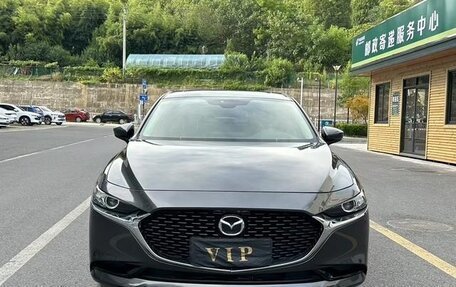 Mazda 3, 2021 год, 1 700 000 рублей, 2 фотография