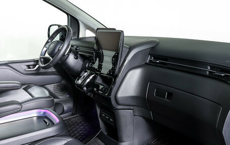 Hyundai Staria, 2022 год, 4 988 000 рублей, 10 фотография