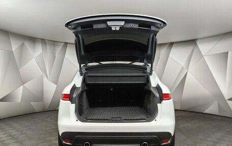 Jaguar F-Pace, 2018 год, 3 000 000 рублей, 9 фотография