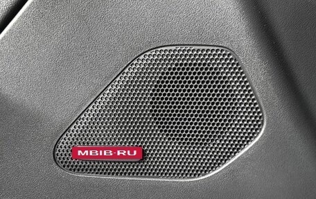 Jaguar F-Pace, 2018 год, 3 000 000 рублей, 13 фотография