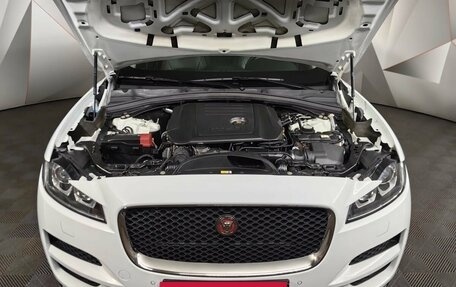 Jaguar F-Pace, 2018 год, 3 000 000 рублей, 8 фотография