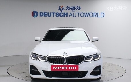 BMW 3 серия, 2021 год, 2 900 000 рублей, 3 фотография