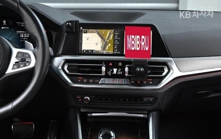 BMW 3 серия, 2021 год, 2 900 000 рублей, 13 фотография