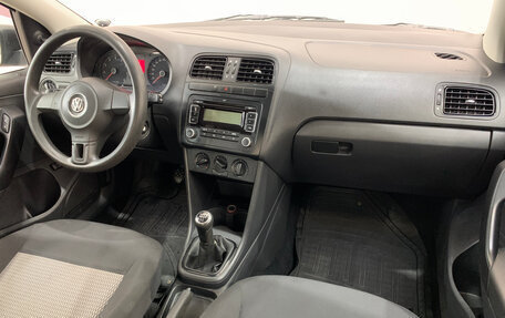 Volkswagen Polo VI (EU Market), 2011 год, 649 000 рублей, 11 фотография