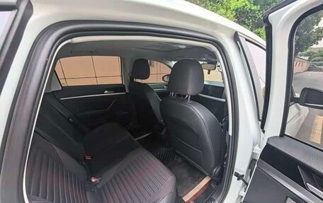 Volkswagen Lavida, 2023 год, 1 688 000 рублей, 18 фотография