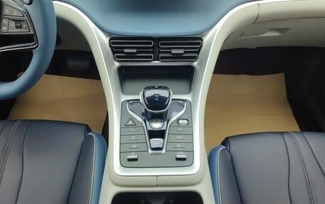 BYD Song, 2022 год, 1 350 000 рублей, 15 фотография