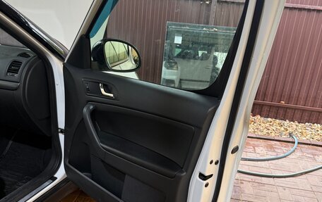 Skoda Yeti I рестайлинг, 2015 год, 950 000 рублей, 18 фотография