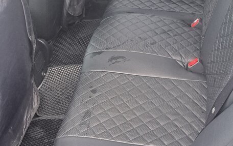 Toyota Avensis III рестайлинг, 2006 год, 850 000 рублей, 14 фотография