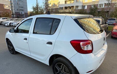 Renault Sandero II рестайлинг, 2017 год, 635 000 рублей, 2 фотография