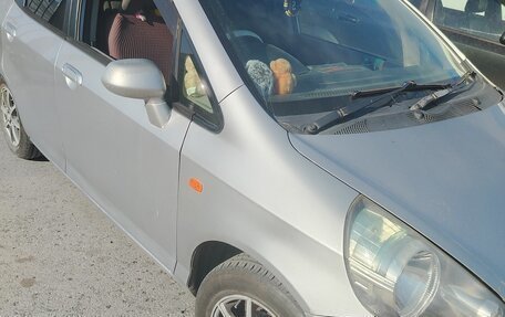 Honda Fit III, 2005 год, 480 000 рублей, 2 фотография