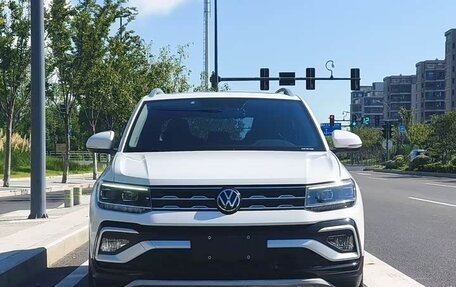 Volkswagen T-Cross I, 2021 год, 1 555 000 рублей, 2 фотография