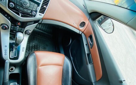 Chevrolet Cruze II, 2011 год, 720 000 рублей, 3 фотография