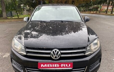Volkswagen Touareg III, 2011 год, 1 850 000 рублей, 10 фотография