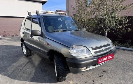 Chevrolet Niva I рестайлинг, 2005 год, 350 000 рублей, 2 фотография
