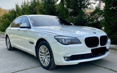 BMW 7 серия, 2011 год, 1 099 000 рублей, 10 фотография