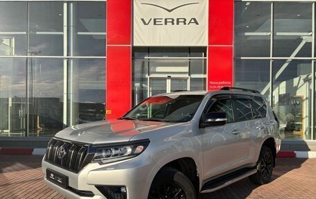 Toyota Land Cruiser Prado 150 рестайлинг 2, 2021 год, 5 190 000 рублей, 1 фотография