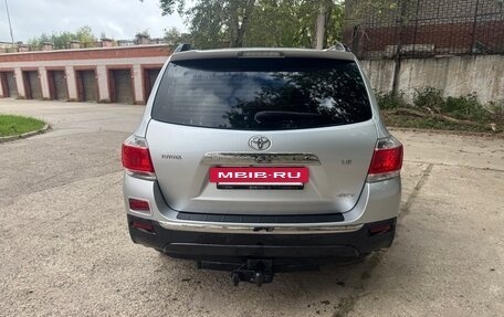 Toyota Highlander III, 2012 год, 2 250 000 рублей, 4 фотография
