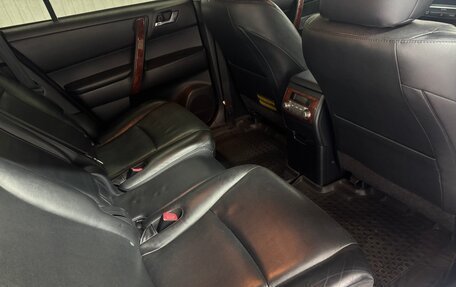 Toyota Highlander III, 2012 год, 2 250 000 рублей, 17 фотография