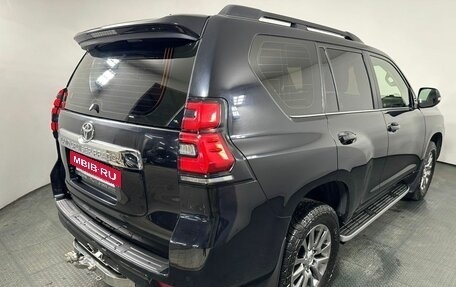 Toyota Land Cruiser Prado 150 рестайлинг 2, 2019 год, 4 450 000 рублей, 5 фотография