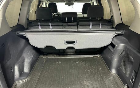 Toyota Land Cruiser Prado 150 рестайлинг 2, 2019 год, 4 450 000 рублей, 16 фотография