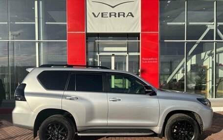 Toyota Land Cruiser Prado 150 рестайлинг 2, 2021 год, 5 190 000 рублей, 4 фотография