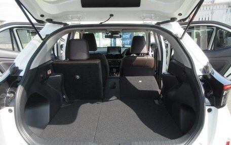 Toyota Yaris Cross, 2022 год, 1 511 000 рублей, 7 фотография