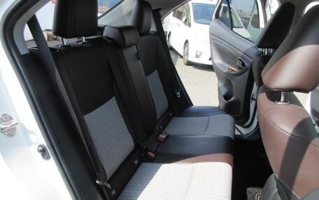 Toyota Yaris Cross, 2022 год, 1 511 000 рублей, 14 фотография