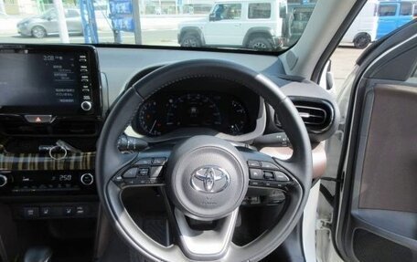 Toyota Yaris Cross, 2022 год, 1 511 000 рублей, 18 фотография