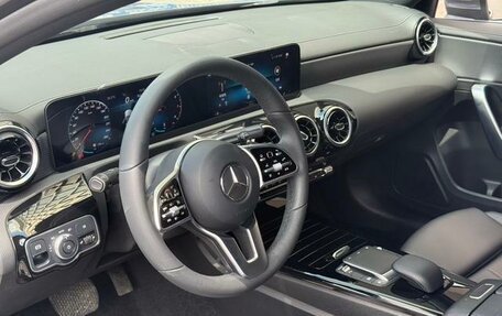 Mercedes-Benz A-Класс, 2022 год, 1 815 000 рублей, 7 фотография