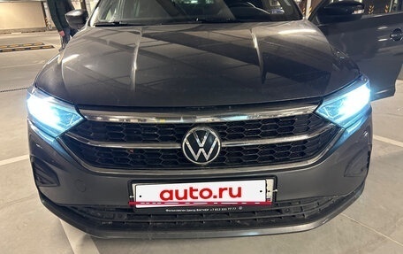 Volkswagen Polo VI (EU Market), 2021 год, 1 995 000 рублей, 3 фотография
