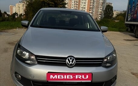 Volkswagen Polo VI (EU Market), 2011 год, 740 000 рублей, 3 фотография