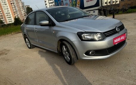 Volkswagen Polo VI (EU Market), 2011 год, 740 000 рублей, 4 фотография