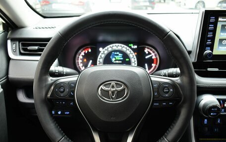 Toyota RAV4, 2020 год, 2 300 000 рублей, 10 фотография