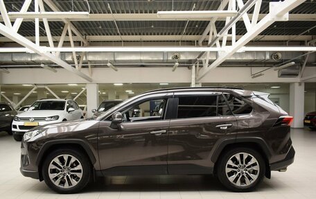 Toyota RAV4, 2020 год, 2 300 000 рублей, 4 фотография